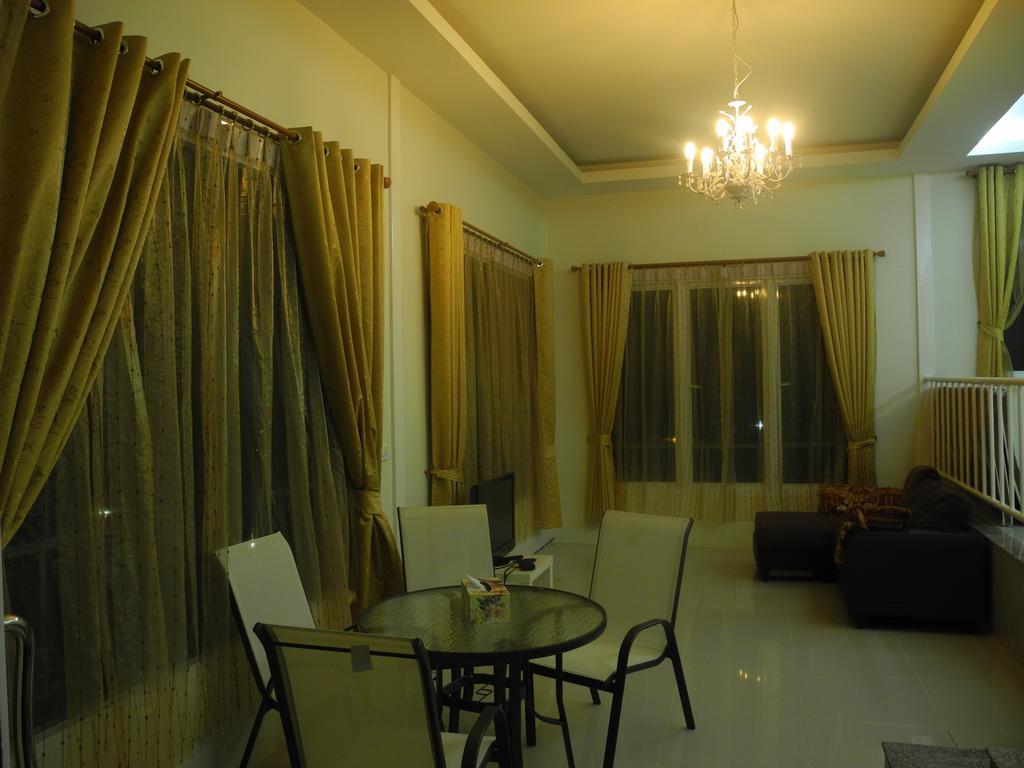 Hotel Wind Hills Nakhonratchasima Zimmer foto